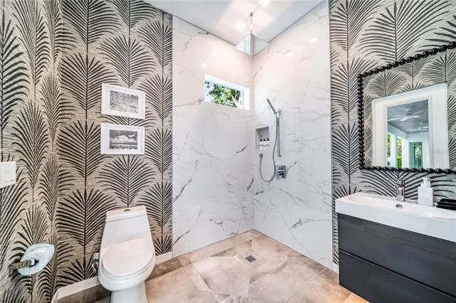 $2,590,000 | 2585 Clematis Street, Sarasota, FL 34239