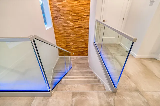 $2,590,000 | 2585 Clematis Street, Sarasota, FL 34239