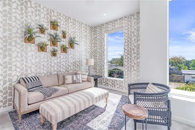 $2,590,000 | 2585 Clematis Street, Sarasota, FL 34239