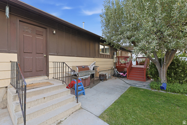 822 Pinewood Circle Price, UT 84501 - Photo 35 of 49 Back door entry into garage and basement entrance