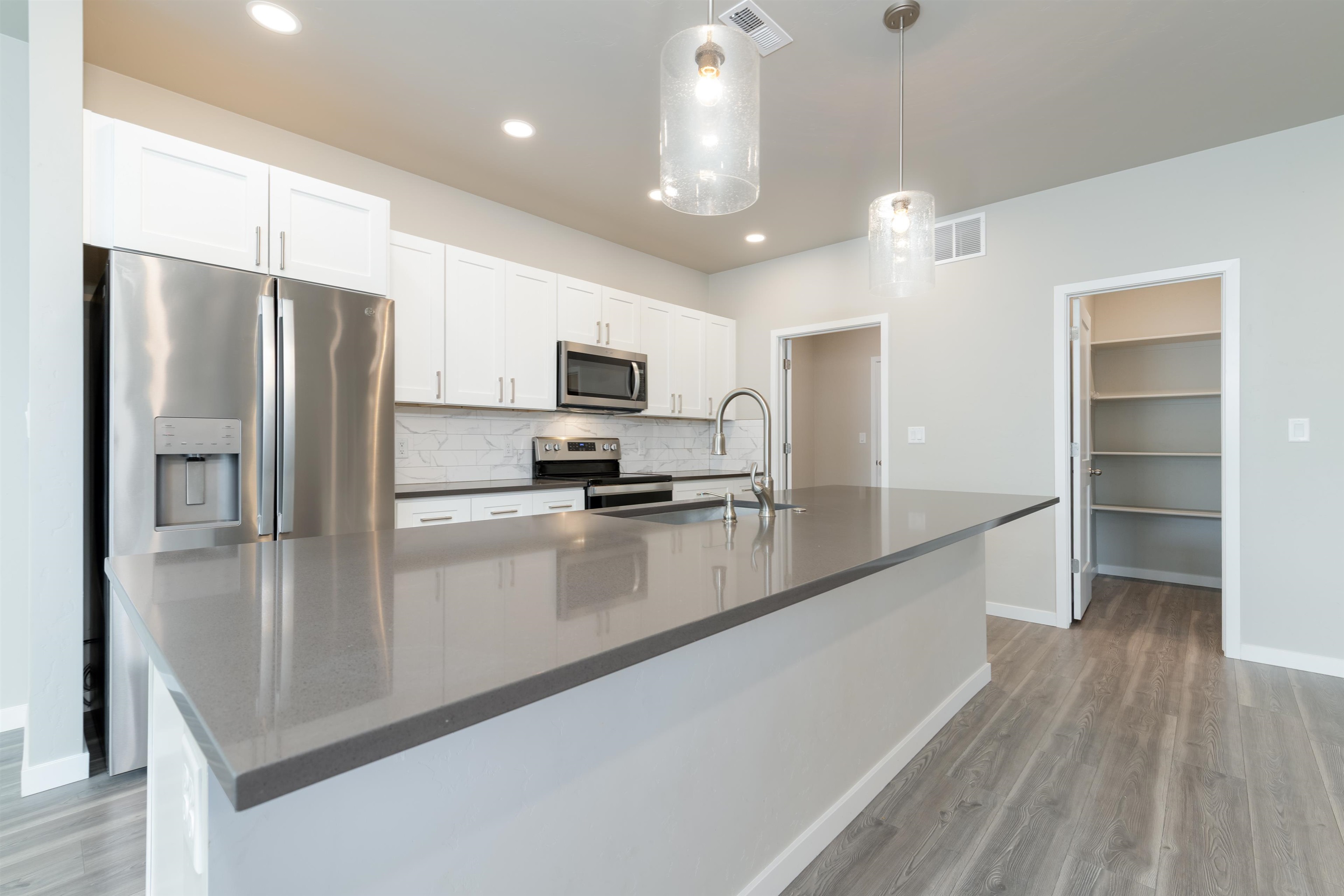 2949 Ronda Lee Road, Unit A Grand Junction, CO 81503 - Photo 4 of 41 Gallery Image 4