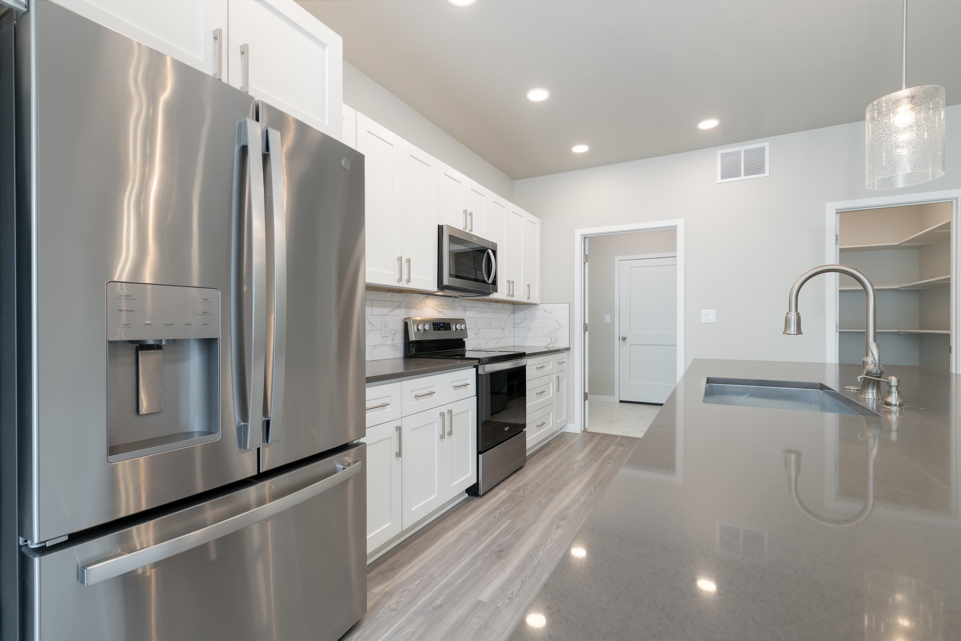 2949 Ronda Lee Road, Unit A Grand Junction, CO 81503 - Photo 8 of 41 Gallery Image 8