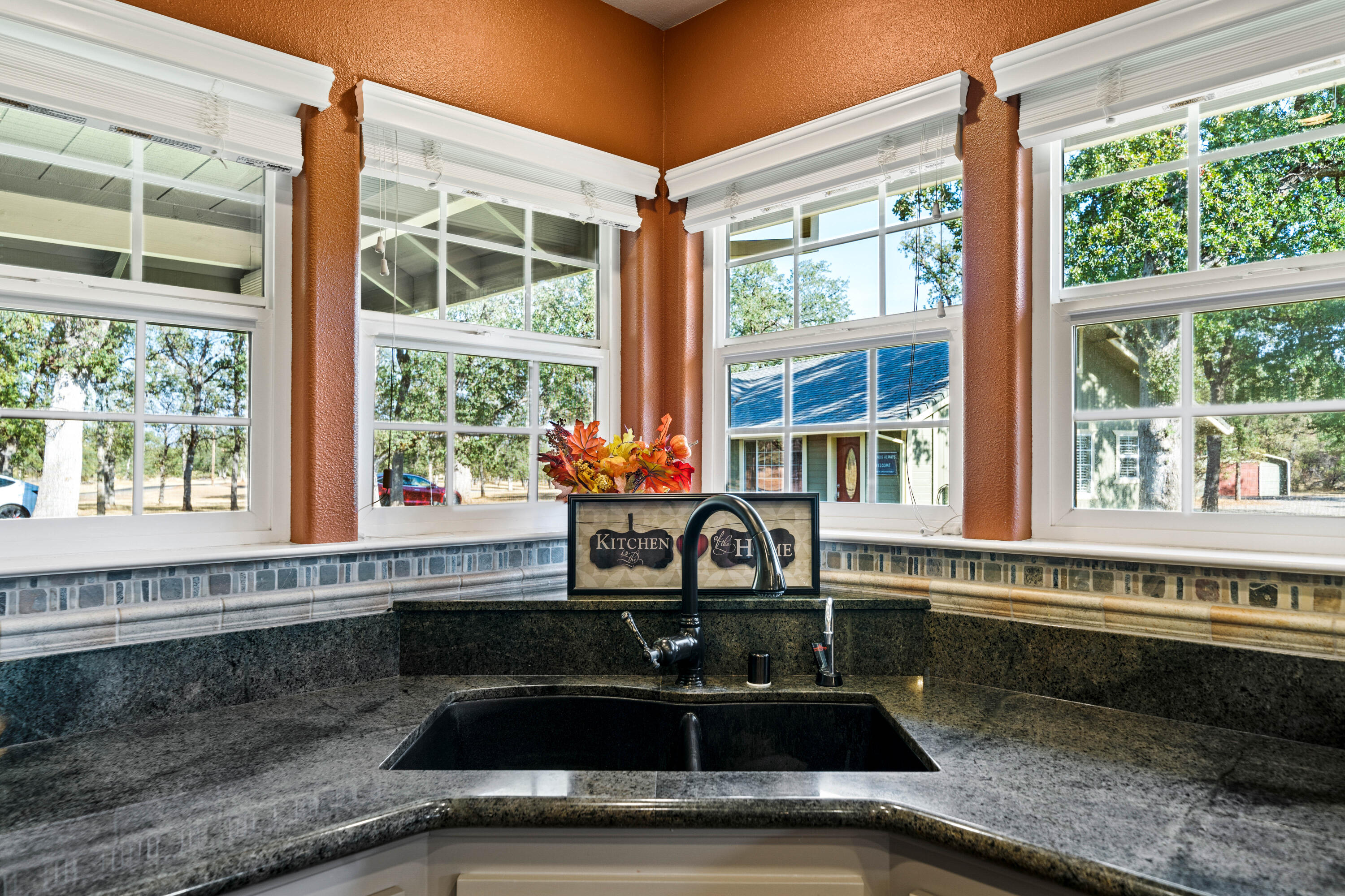 8225 Whispering Oaks Road Redding, CA 96002 - Photo 13 of 50 HARRISONM-40