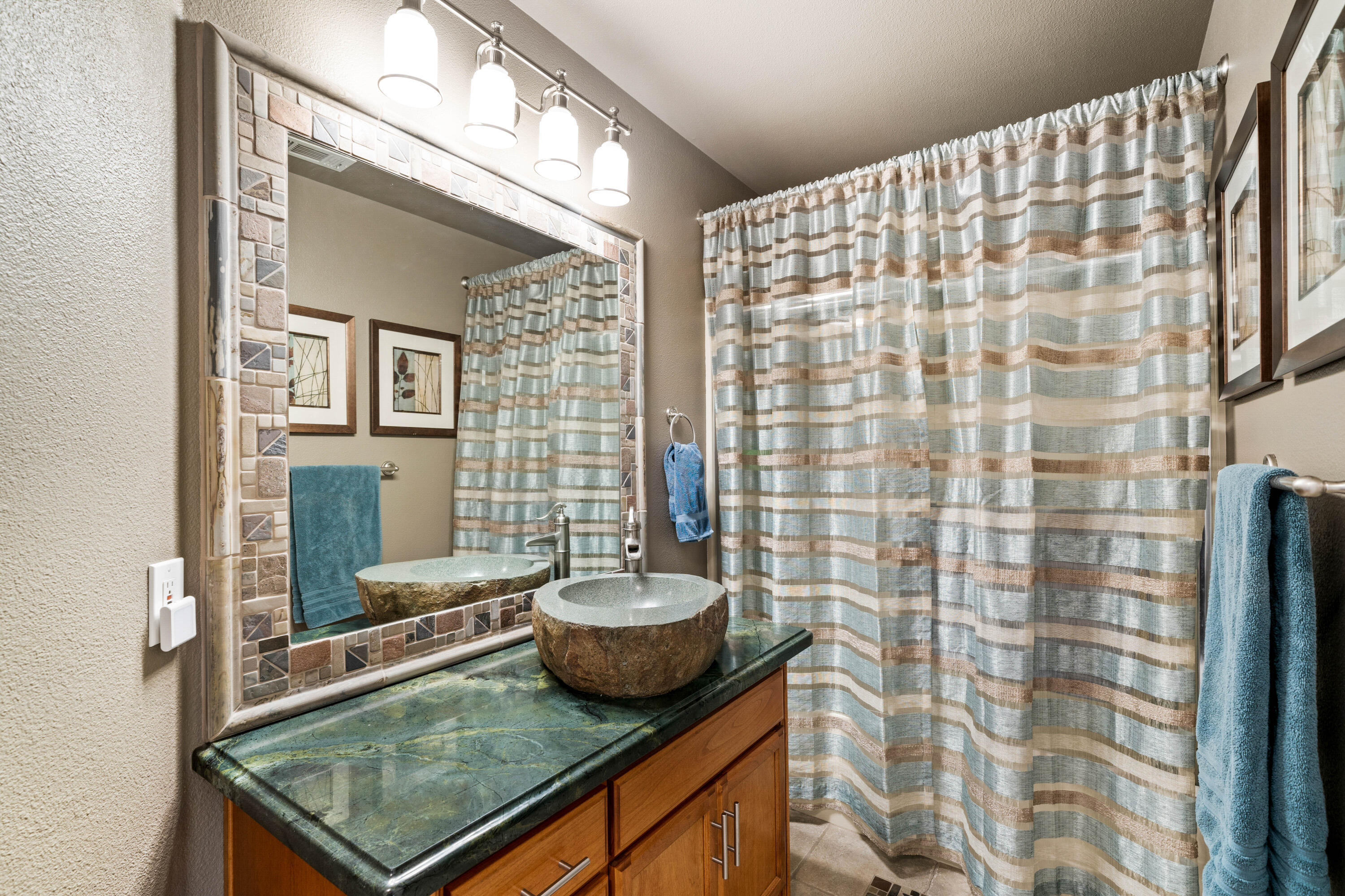 8225 Whispering Oaks Road Redding, CA 96002 - Photo 16 of 50 HARRISONM-54