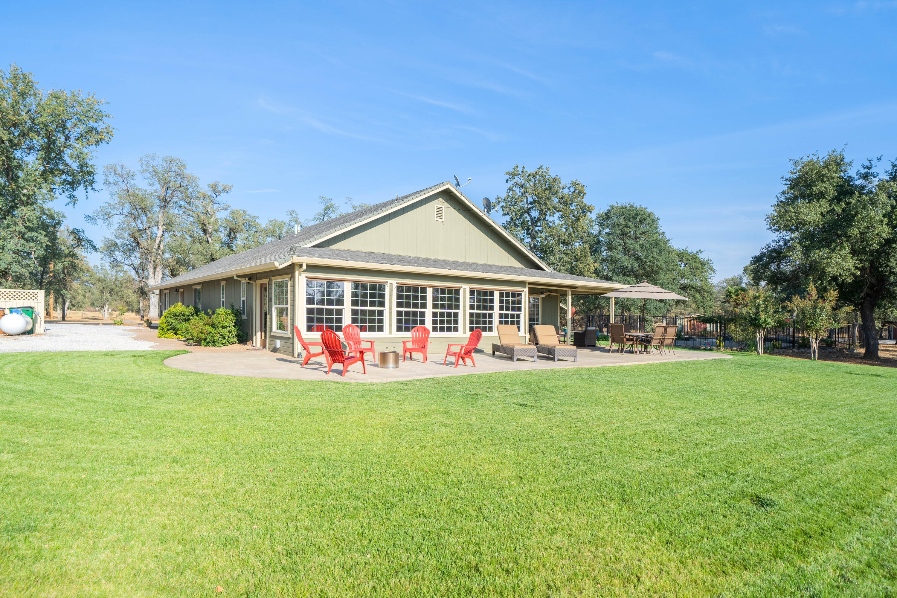 8225 Whispering Oaks Road Redding, CA 96002 - Photo 33 of 50 HARRISONM-18
