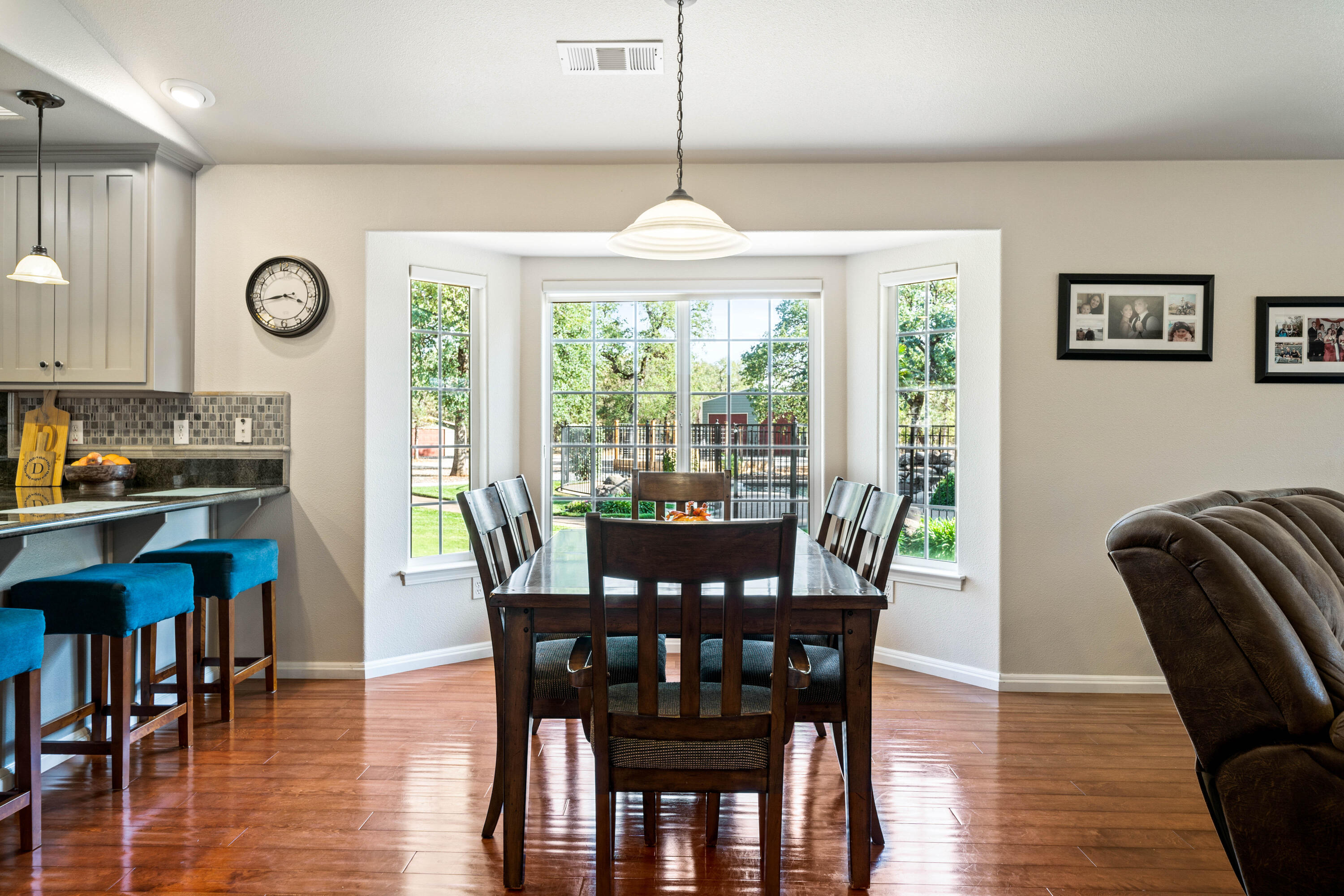 8225 Whispering Oaks Road Redding, CA 96002 - Photo 10 of 50 HARRISONM-44
