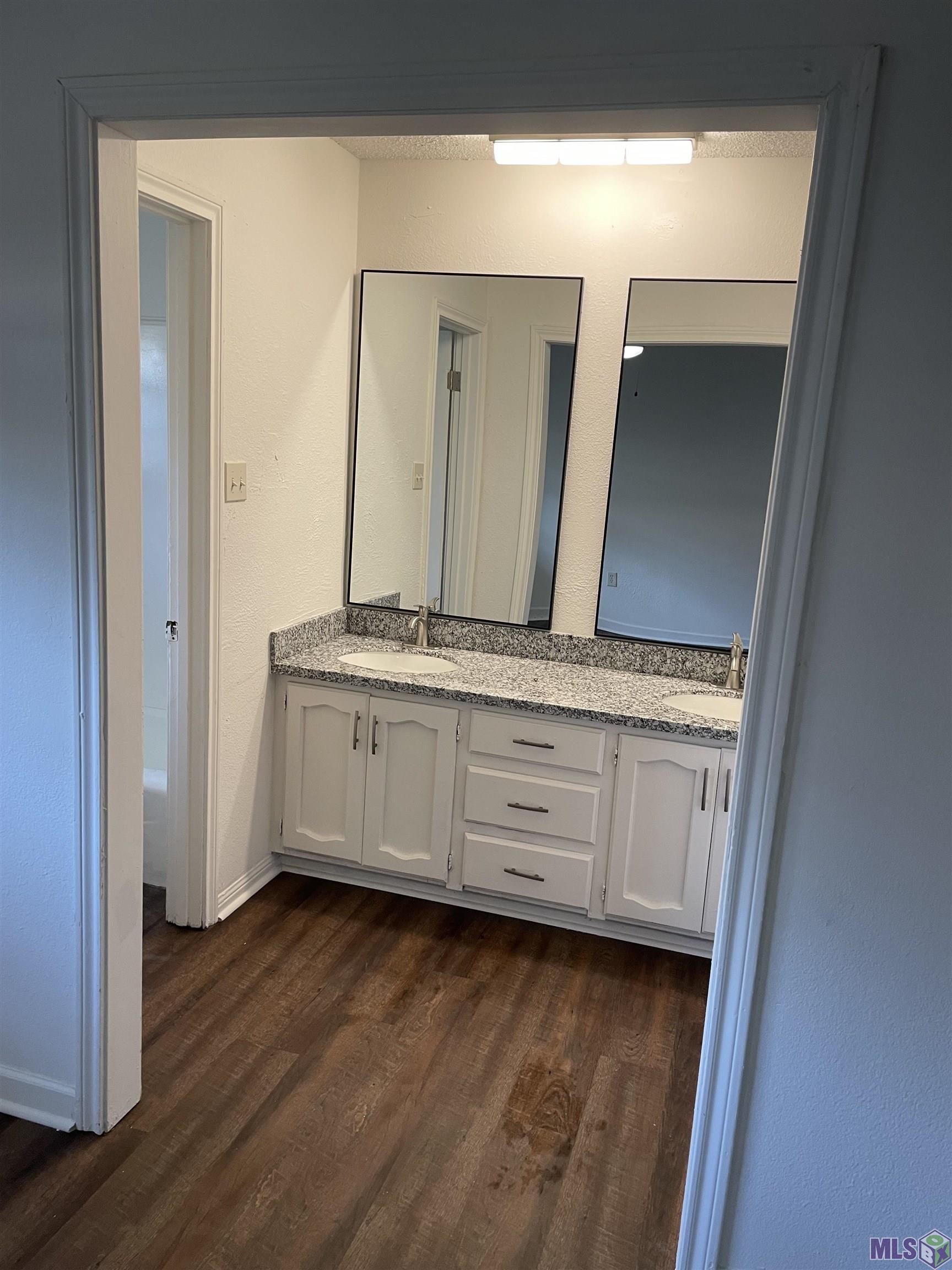 9734 Hardwood Drive Baton Rouge, LA 70818 - Photo 22 of 26 Master Vanity