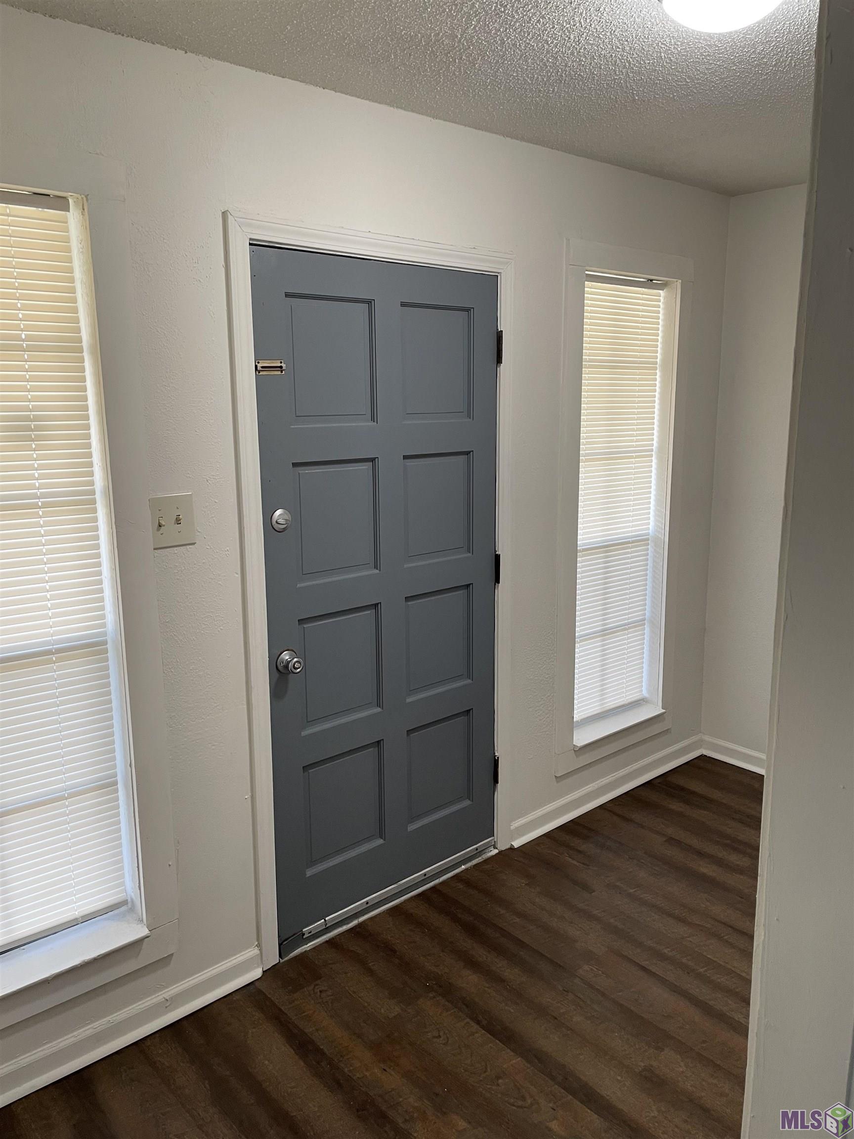9734 Hardwood Drive Baton Rouge, LA 70818 - Photo 25 of 26 Foyer