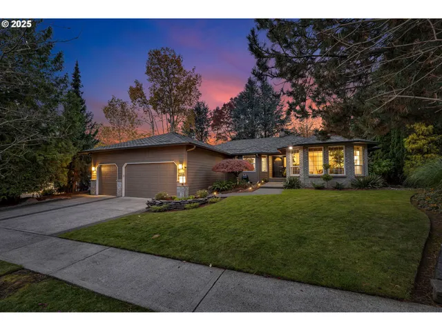 $900,000 | 17208 Southeast 36th Street, Vancouver, WA 98683