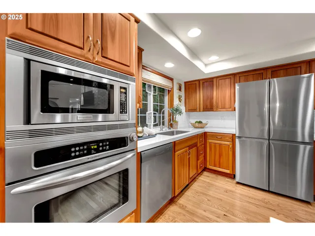 $900,000 | 17208 Southeast 36th Street, Vancouver, WA 98683