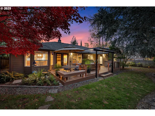 $900,000 | 17208 Southeast 36th Street, Vancouver, WA 98683