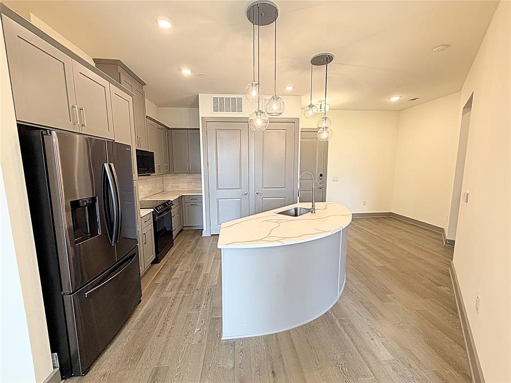 2700 Old Denton Road, Unit 3311 Carrollton, TX 75007 - Photo 3 of 12