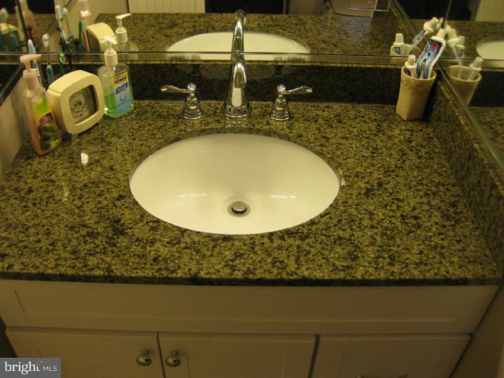 34 Warwick Road Stratford, NJ 08084 - Photo 13 of 23