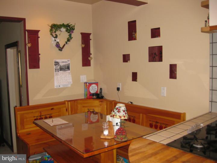 34 Warwick Road Stratford, NJ 08084 - Photo 4 of 23