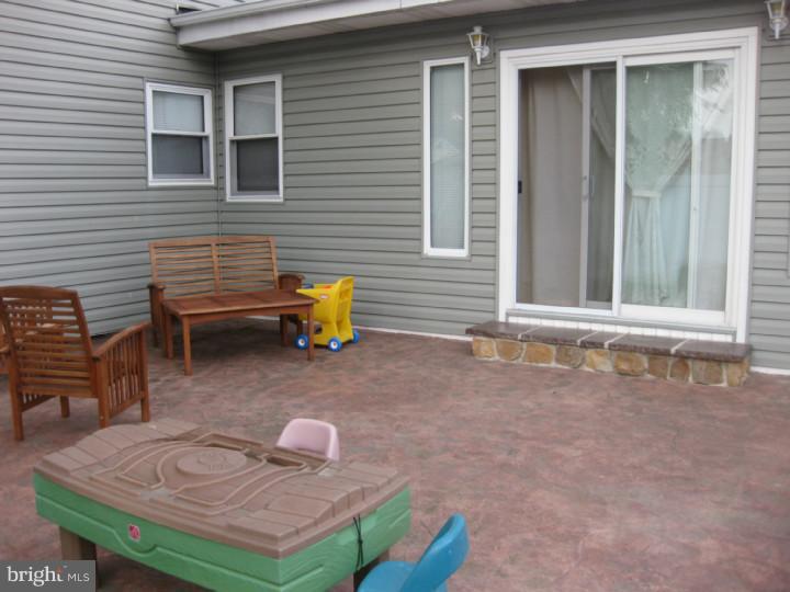 34 Warwick Road Stratford, NJ 08084 - Photo 10 of 23