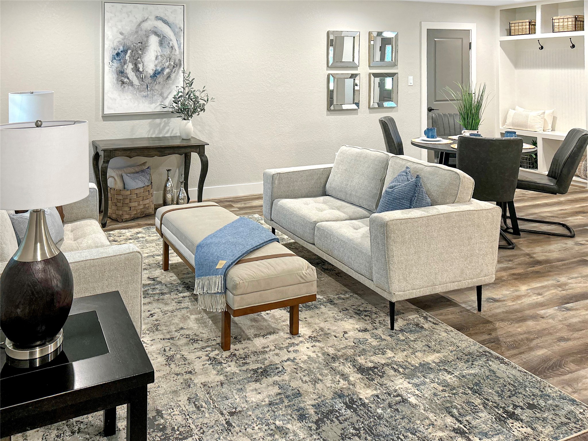 701 Cannan Drive Angleton, TX 77515 - Photo 4 of 25 Living Room