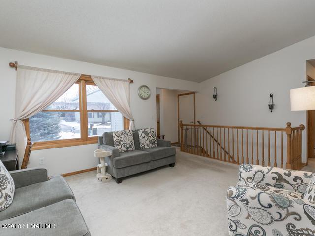 5109 25th Avenue Northwest Rochester, MN 55901 - Photo 5 of 34