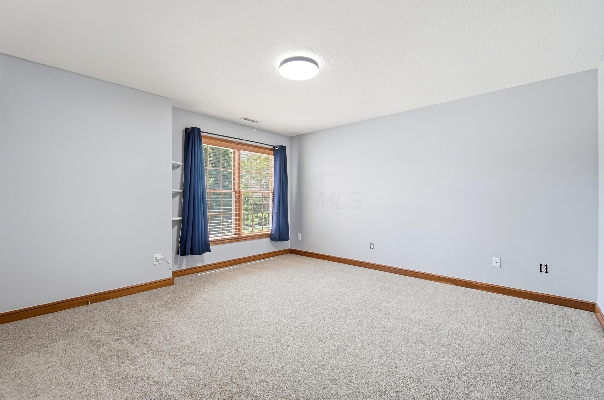 5585 Ketch Street Lewis Center, OH 43035 - Photo 71 of 129 71_070
