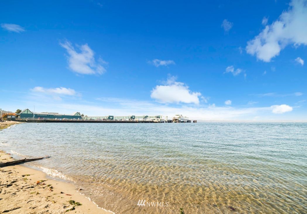 530 Bell Street Edmonds, WA 98020 - Photo 2 of 7 a view of an ocean