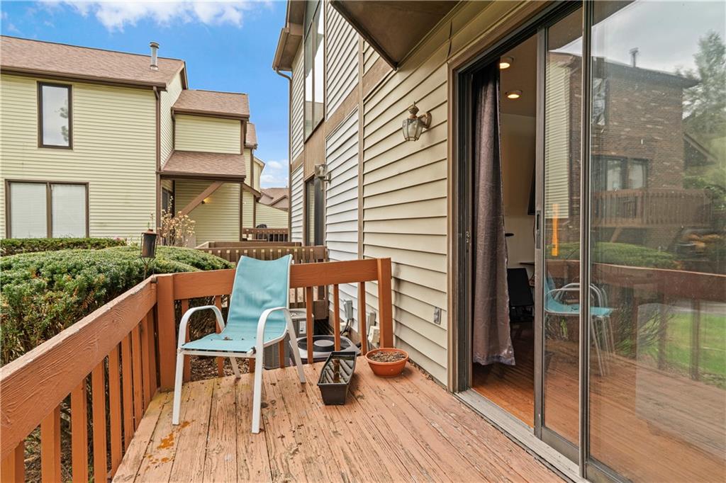 420 Spring Run Drive Monroeville, PA 15146 - Photo 13 of 24