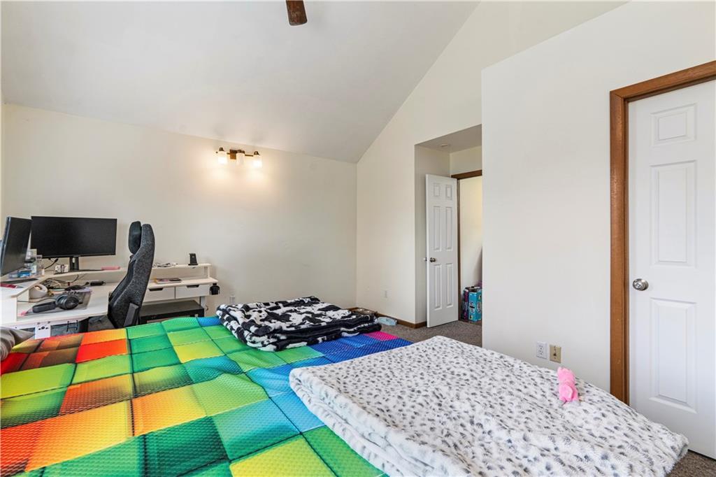 420 Spring Run Drive Monroeville, PA 15146 - Photo 19 of 24