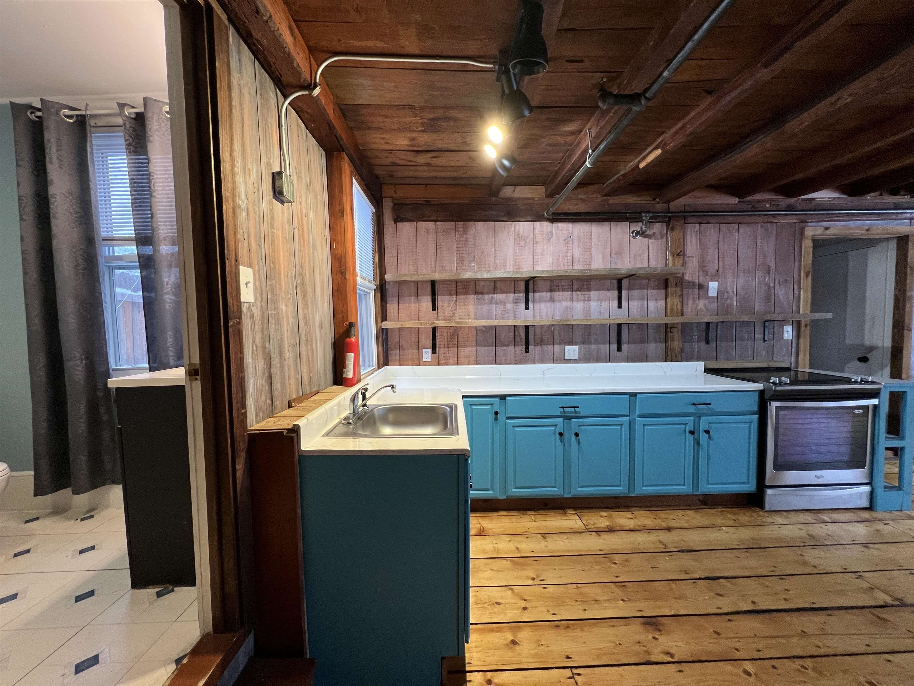 79 Amherst Street Milford, NH 03055 - Photo 11 of 29