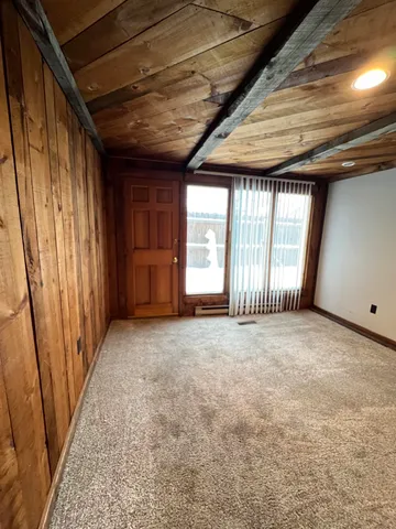 $2,150 | 79 Amherst Street, Milford, NH 03055