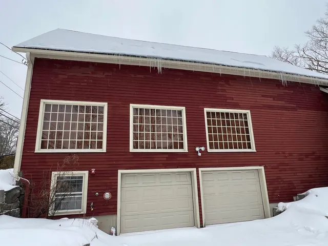 $2,150 | 79 Amherst Street, Milford, NH 03055