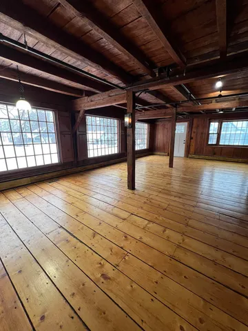 $2,150 | 79 Amherst Street, Milford, NH 03055