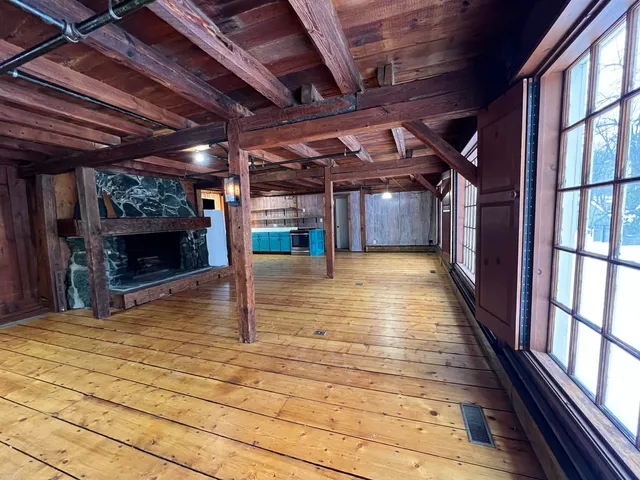 $2,150 | 79 Amherst Street, Milford, NH 03055