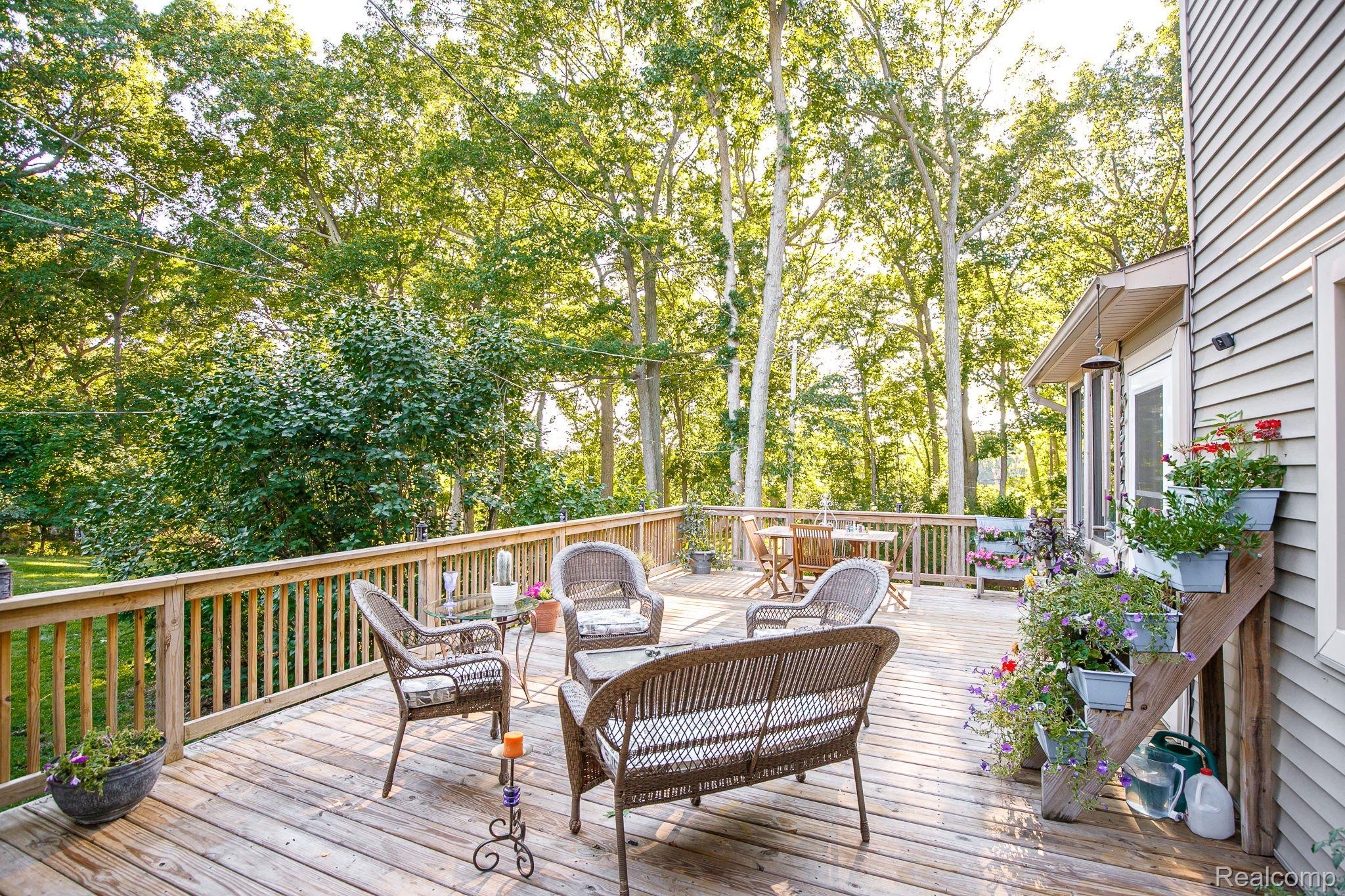 2185 Fortress Road Waterford, MI 48329 - Photo 40 of 49 Gallery Image 40