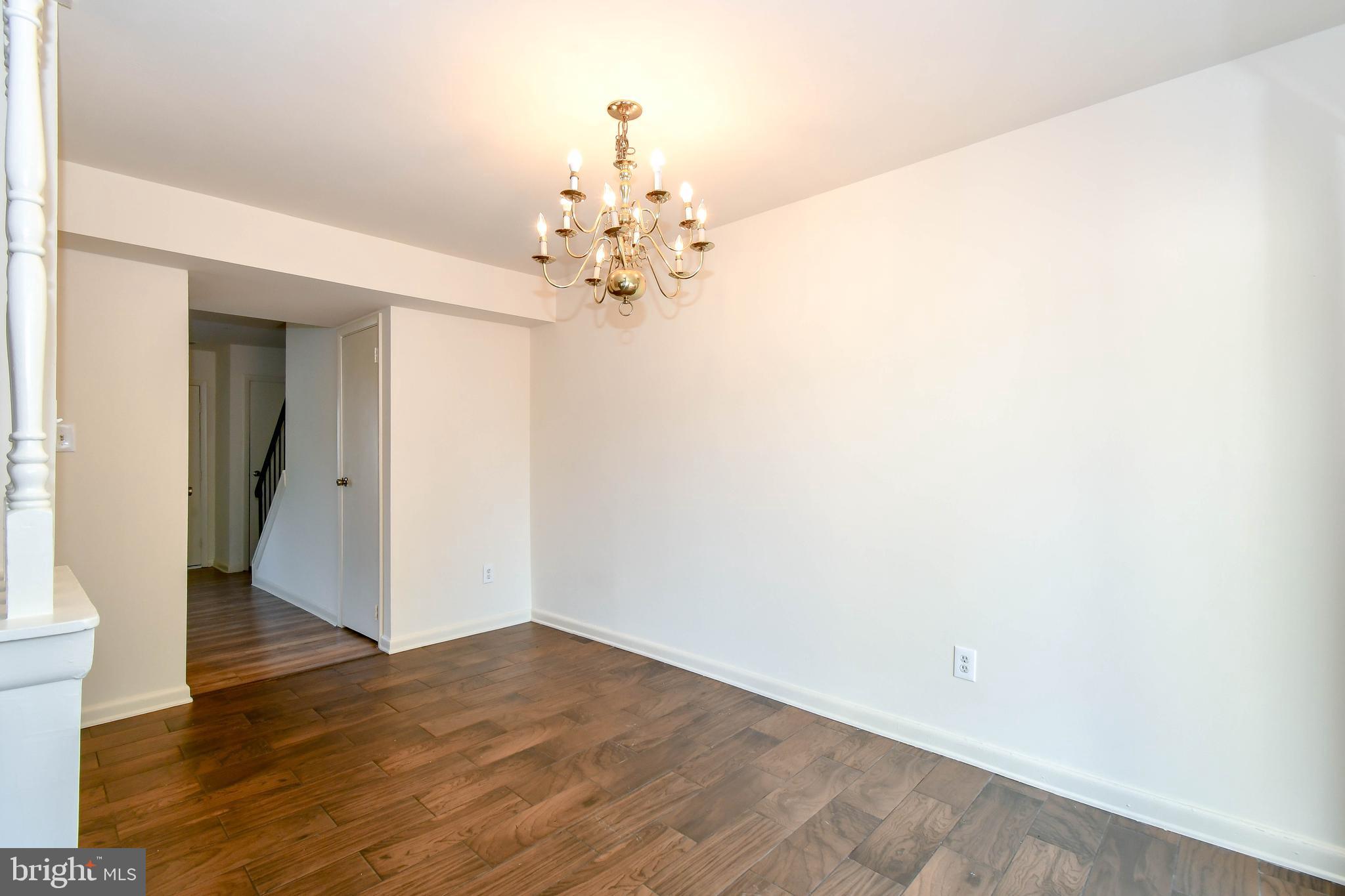 1251 Springtide Place Herndon, VA 20170 - Photo 13 of 32