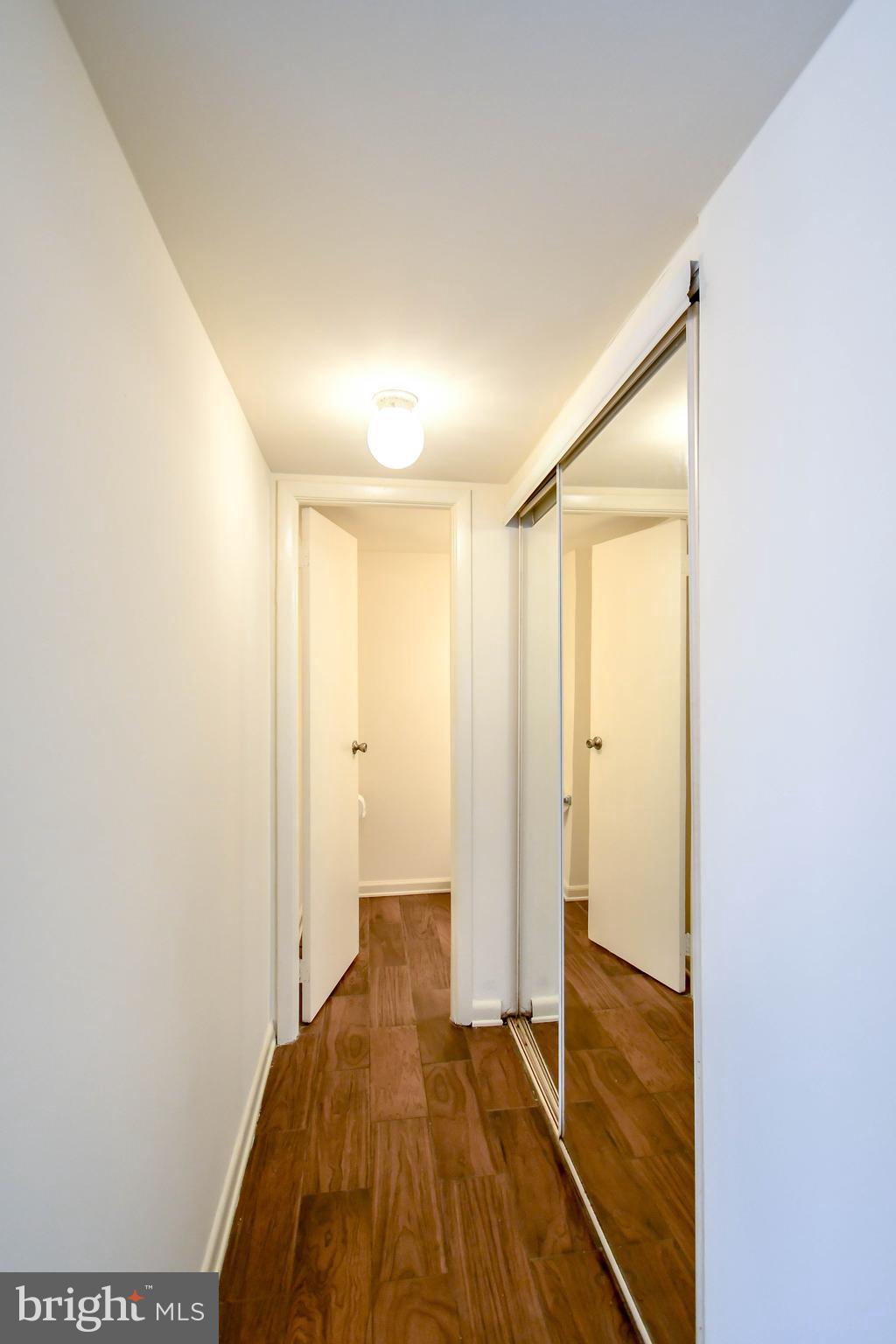 1251 Springtide Place Herndon, VA 20170 - Photo 15 of 32