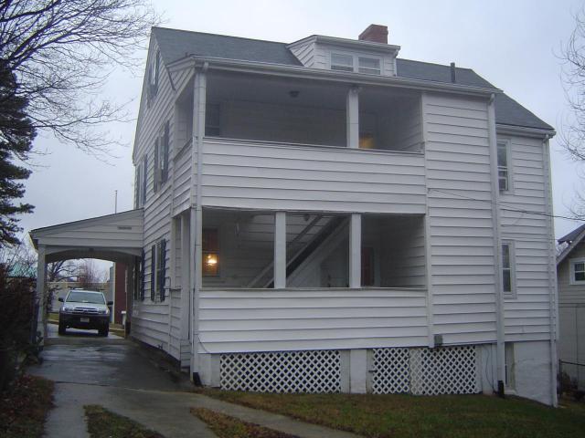 1817 Canterbury Road Southwest Roanoke, VA 24015 - Photo 3 of 9 BACK
