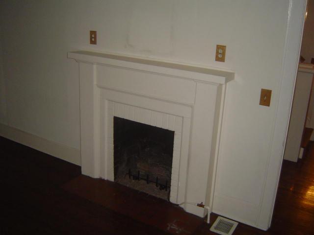 1817 Canterbury Road Southwest Roanoke, VA 24015 - Photo 5 of 9 FIREPLACE