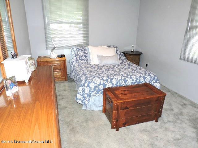 14 Collingwood Road Marlboro, NJ 07746 - Photo 15 of 21 Bedroom