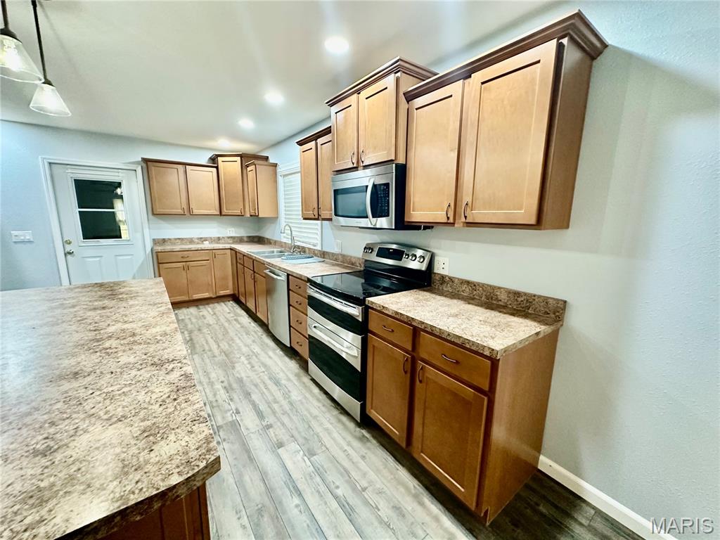 1504 Paris Drive Godfrey, IL 62035 - Photo 2 of 46