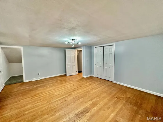 $275,000 | 1504 Paris Drive, Godfrey, IL 62035