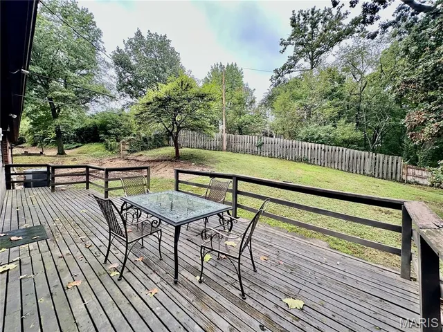 $275,000 | 1504 Paris Drive, Godfrey, IL 62035