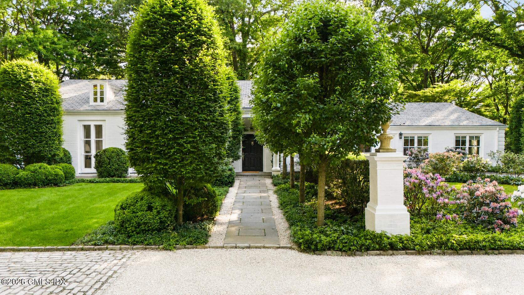 47 Husted Lane Greenwich, CT 06830 - Photo 2 of 27 2