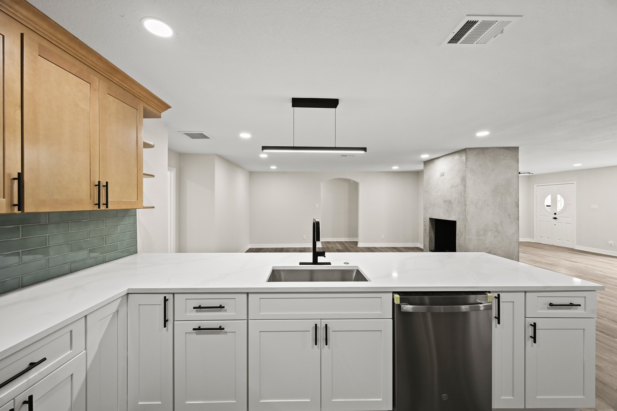 3011 Freshmeadows Drive Houston, TX 77063 - Photo 13 of 50