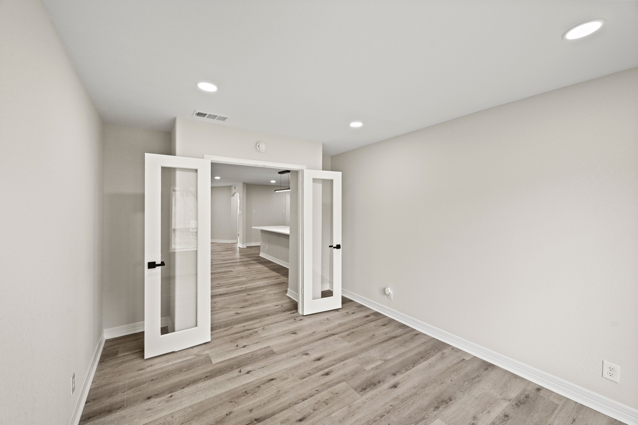 3011 Freshmeadows Drive Houston, TX 77063 - Photo 20 of 50