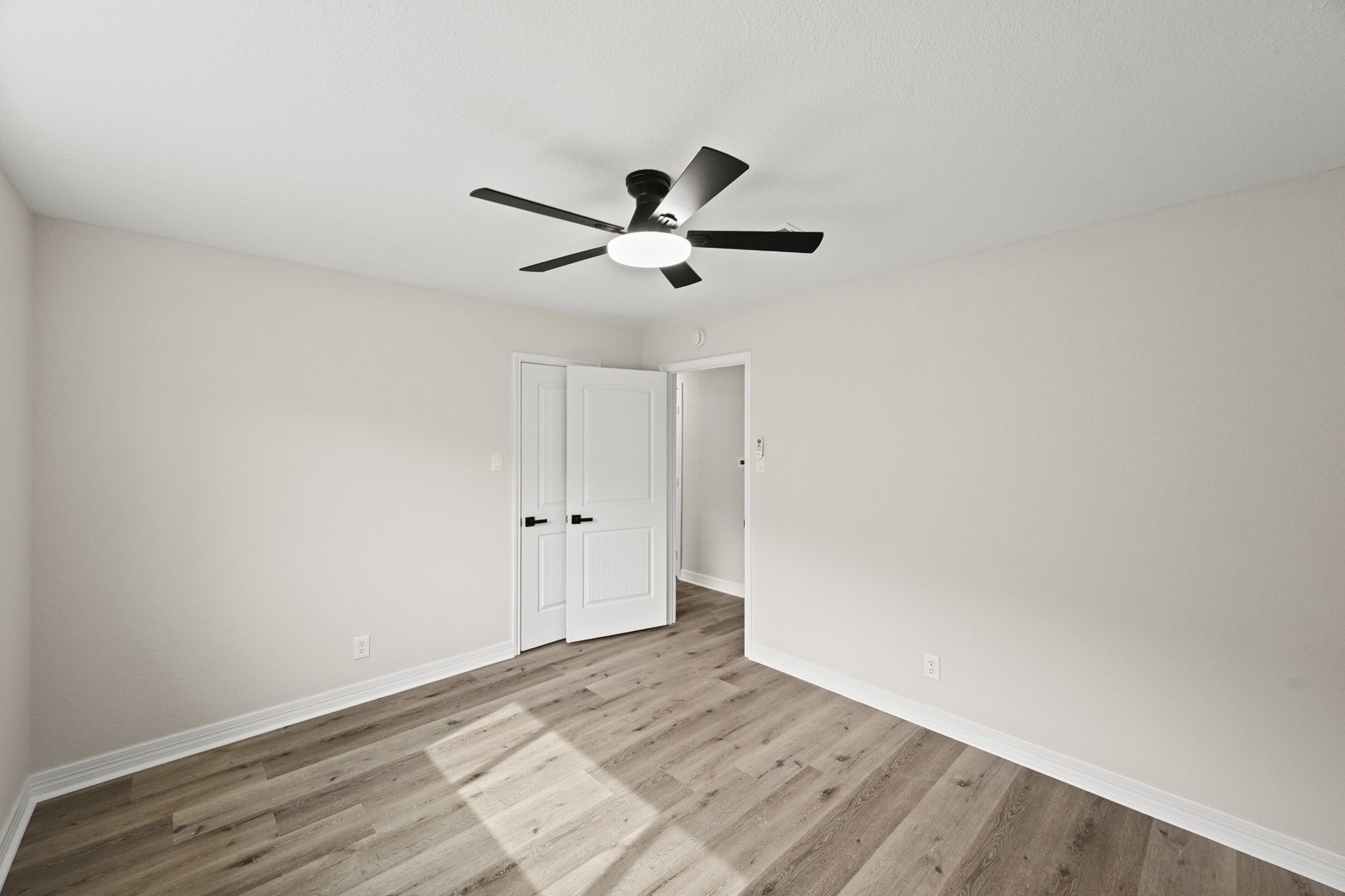 3011 Freshmeadows Drive Houston, TX 77063 - Photo 37 of 50