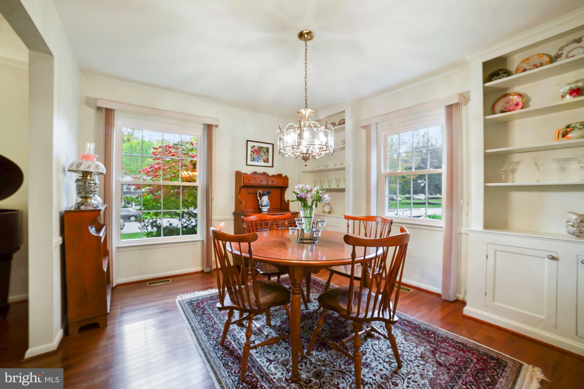 9424 Dunloggin Road Ellicott City, MD 21042 - Photo 23 of 48 Dining room