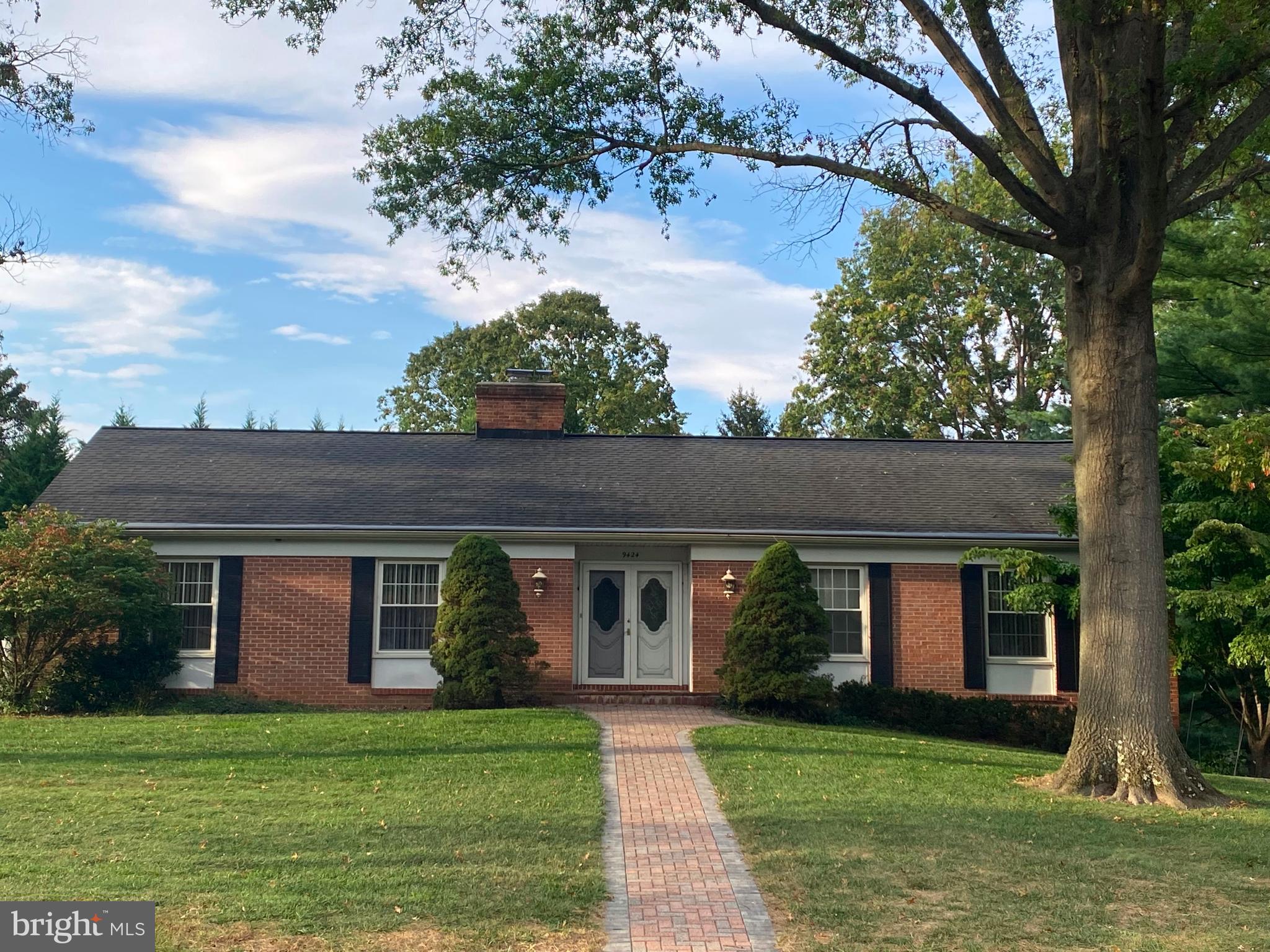 9424 Dunloggin Road Ellicott City, MD 21042 - Photo 6 of 48 Classic brick-front rancher