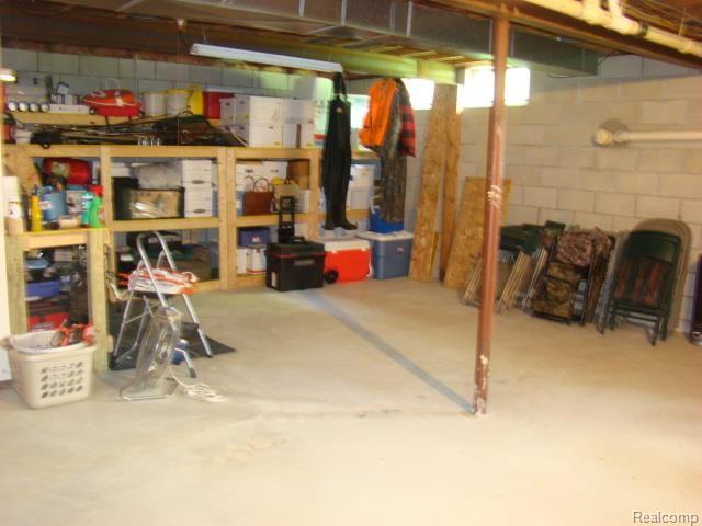 1599 Rulane Drive Lapeer, MI 48446 - Photo 54 of 60 DSC09422.jpg
