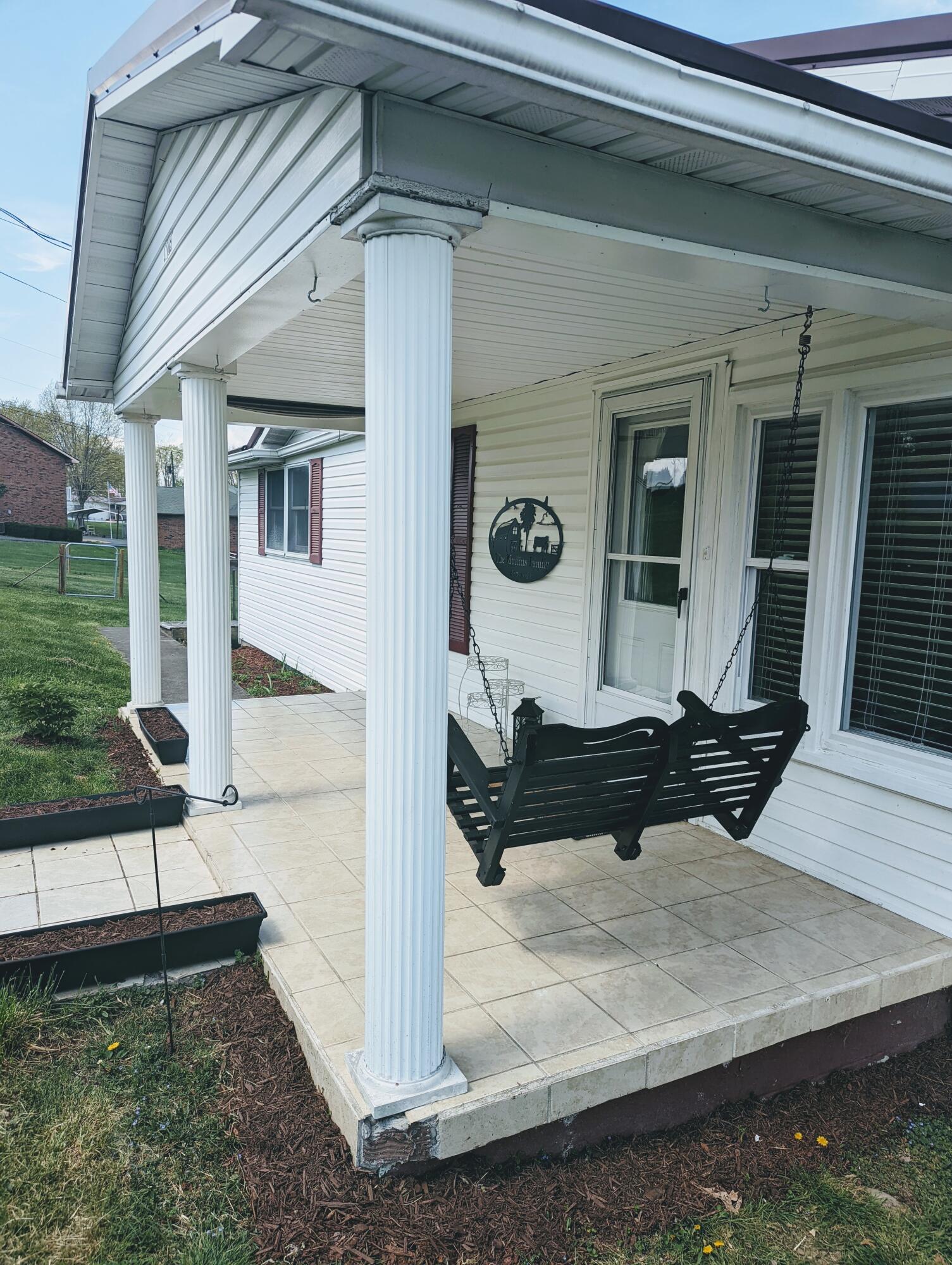 2709 Rose Ridge Clintwood, VA 24228 - Photo 4 of 28 PXL_20220425_161140170