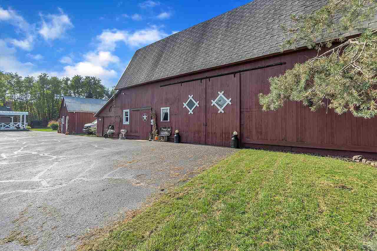 6291 Linden Road Fenton, MI 48430 - Photo 44 of 65