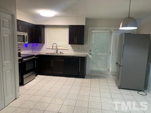 1133 Nottingham Circle Cary, NC 27511 - Photo 2 of 7 Photo #2