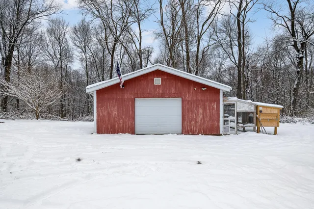 $369,900 | 6740 Folks Road, Horton, MI 49246